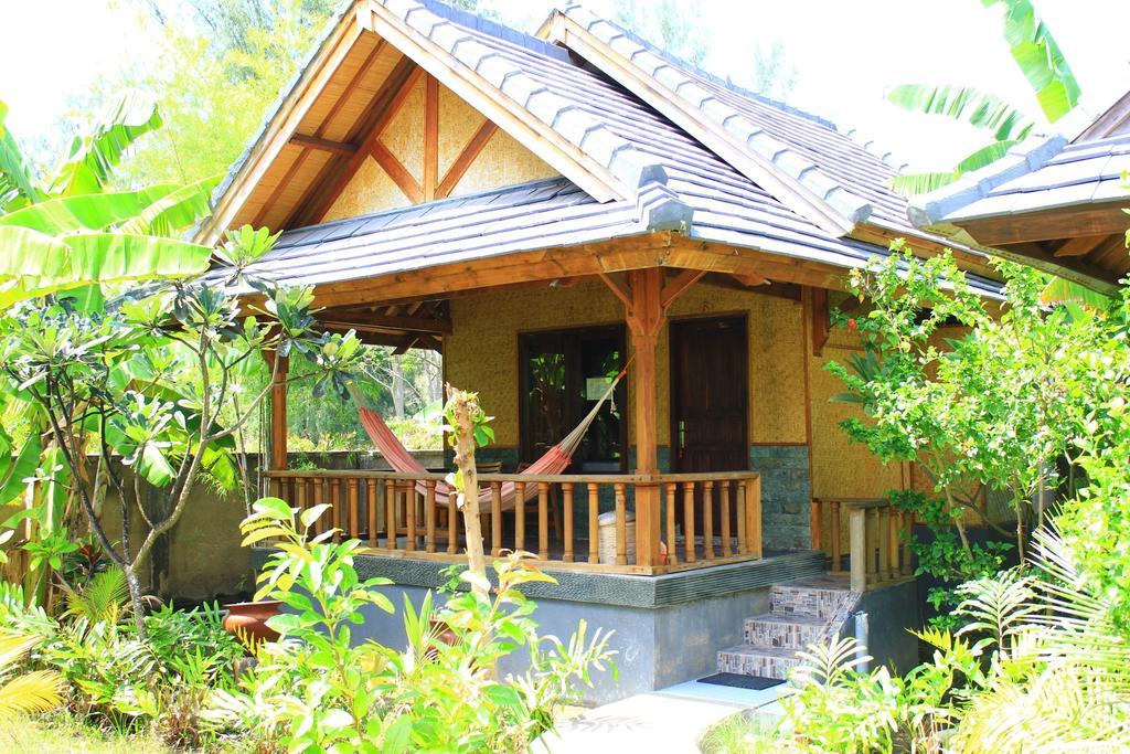 Bronze Bungalows Gili Meno Exterior foto